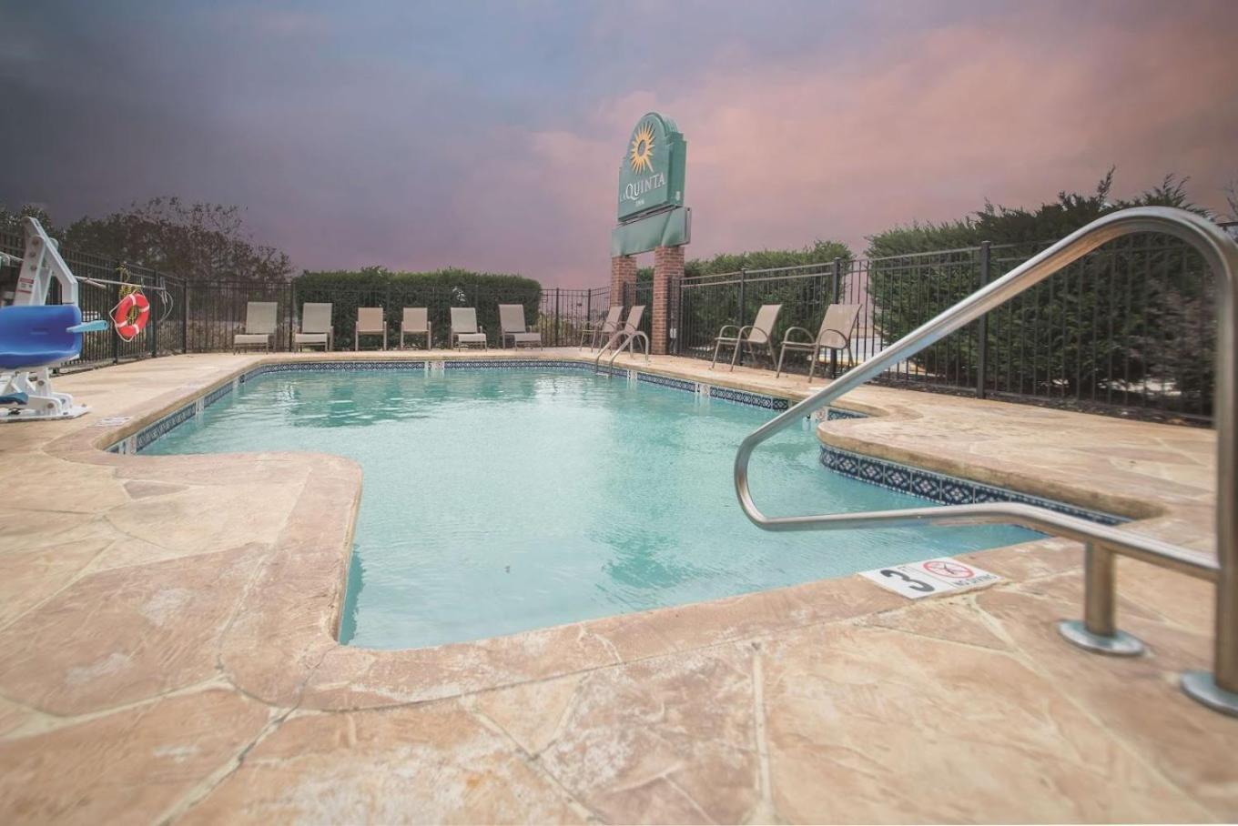La Quinta Inn By Wyndham Calhoun South I-75 Ngoại thất bức ảnh