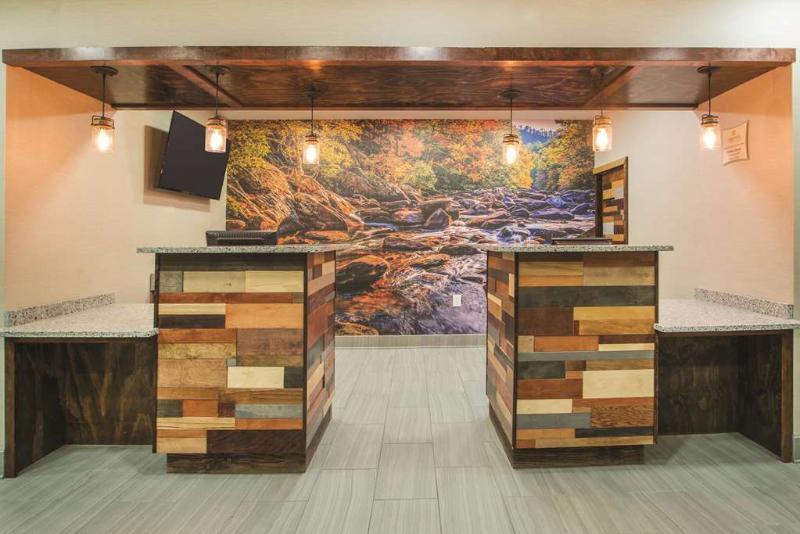 La Quinta Inn By Wyndham Calhoun South I-75 Ngoại thất bức ảnh