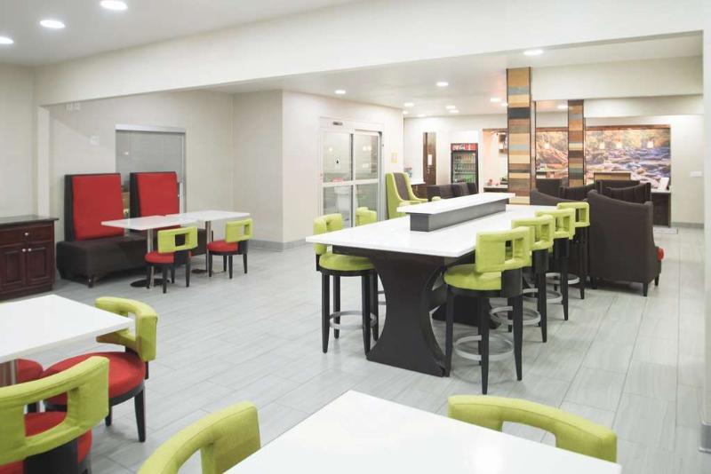 La Quinta Inn By Wyndham Calhoun South I-75 Ngoại thất bức ảnh